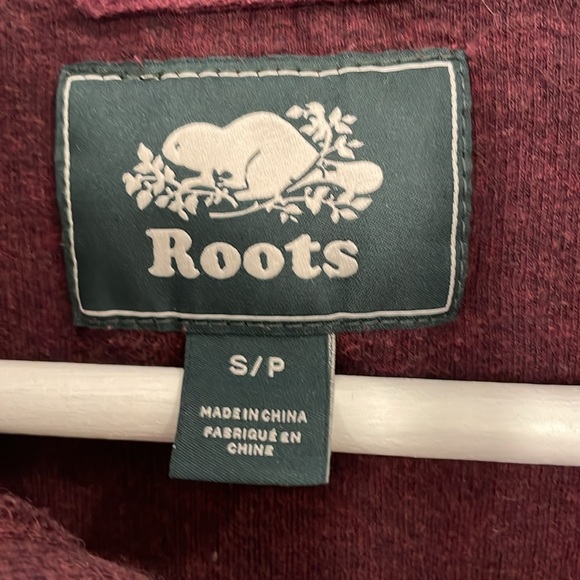 Roots Men’s Sweatshirt with half zip Size small - Picture 2 of 6